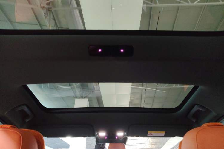 Used Li Auto L7 2023 Air model Headliner