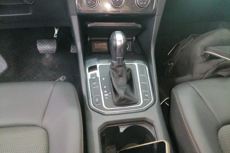 Used Volkswagen Golf Sportsvan 2018 230TSI Automatic Trend Edition
