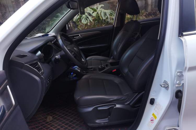 Used Changan CS75 2016 1.8T Automatic Elite Model China V Standard