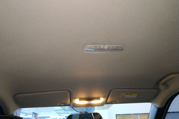 Used Nissan Kicks 2017 1.5L CVT Smart Drive Edition Headliner