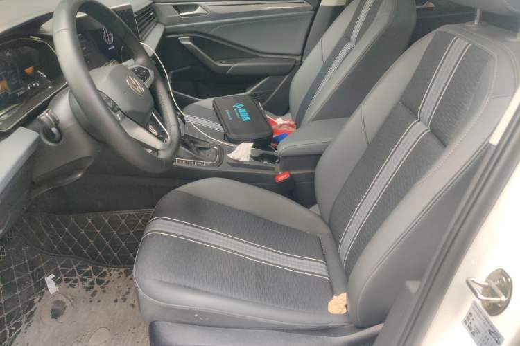 Used Volkswagen Sagitar 2024 300TSI DSG Flyover Edition Left Front Seat