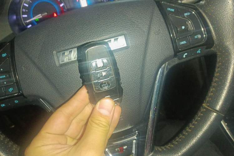 Used Haval H2 2017 Red-Label 1.5T Automatic Two-Wheel Drive Luxury Model Vehicle Key