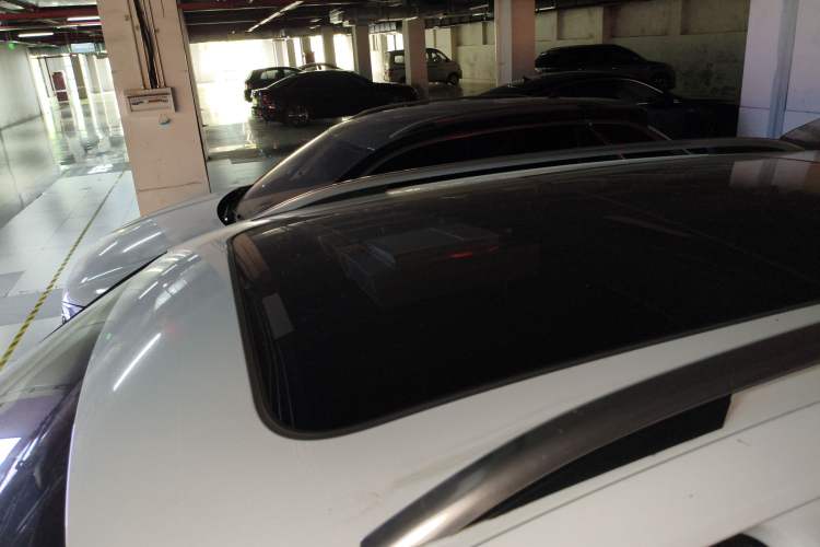 Used Volkswagen Tayron 2021 330TSI Two-Wheel Drive Luxury Smart Connectivity Version
