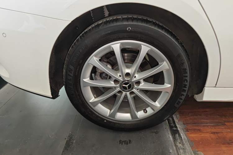 Used Mercedes-Benz A-Class 2022 Restyled A 200 L Sport Sedan Fashion Version
