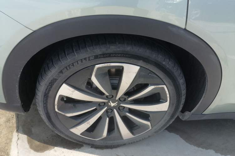 Used ARCFOX Alpha S 2021 603H Exterior 5