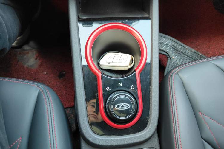 Used Chery Little Ant 2022 Sweet Pink Edition Half-Sugar Version 3-Cell Lithium 30kW 301km
