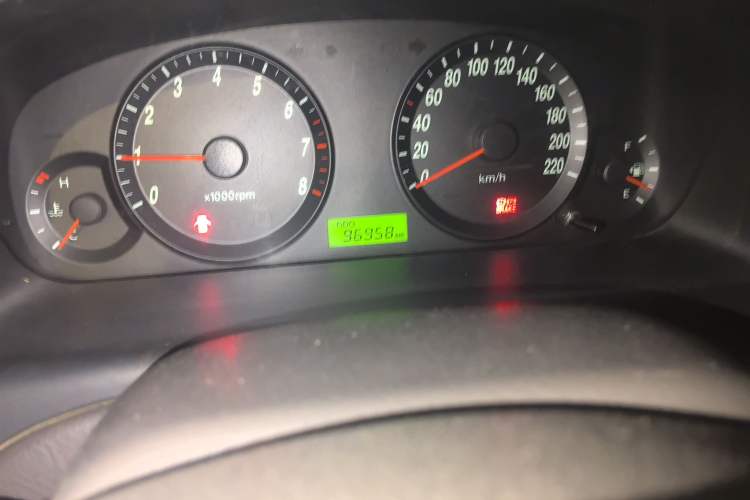 Used Hyundai Elantra 2011 1.6L Manual Comfort Version
