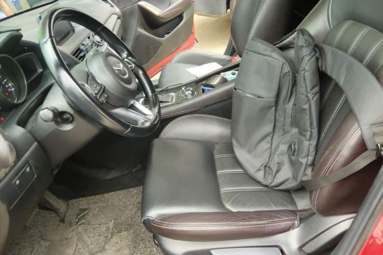 Used Mazda CX-4 2018 2.0L Automatic Two-Wheel Drive Blue Sky Premium Upgrade Version China V Standard
