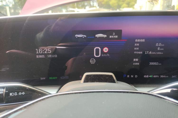 Used Cadillac LYRIQ 2022 Rear-Drive Long-Range Luxury Edition