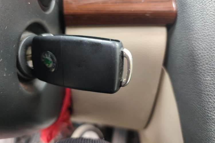 Used Skoda Octavia 2010 1.6L Manual Eado Edition
