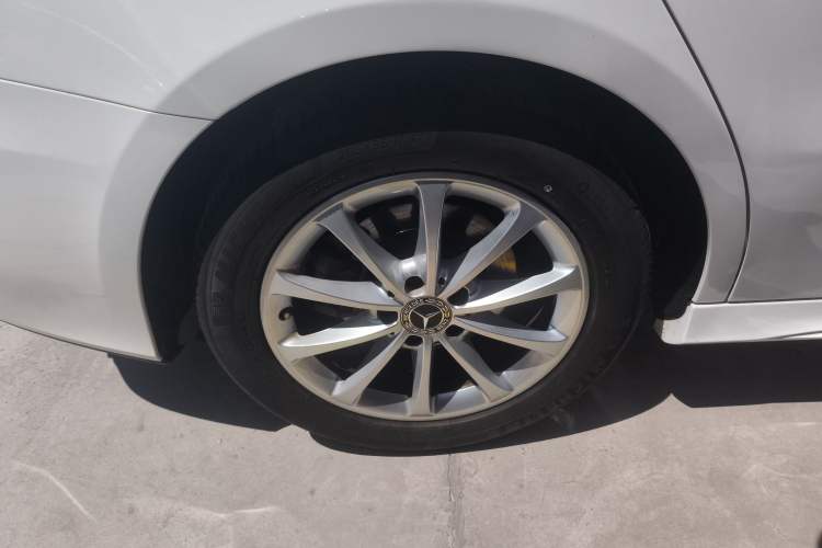 Used Mercedes-Benz A-Class 2020 Restyled A 200 L Sport Sedan Fashion Version
