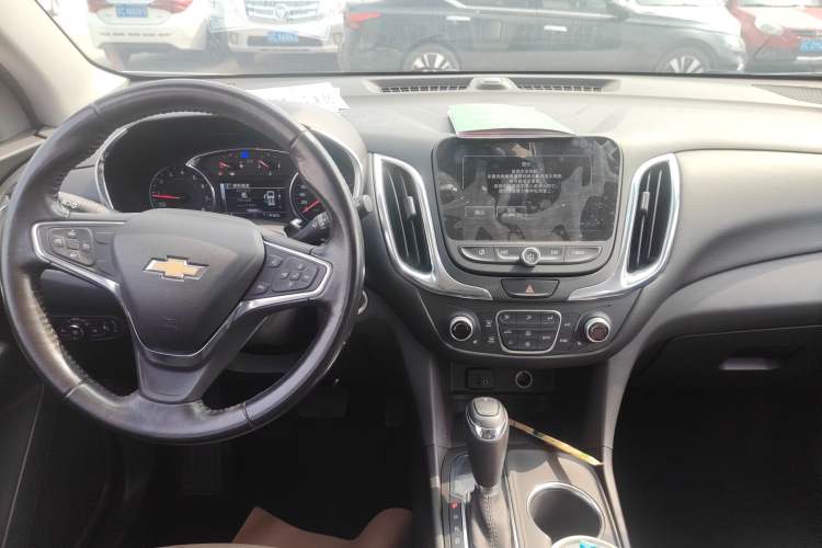Used Chevrolet Equinox 2017 535T Automatic YuJie Edition Gear Lever
