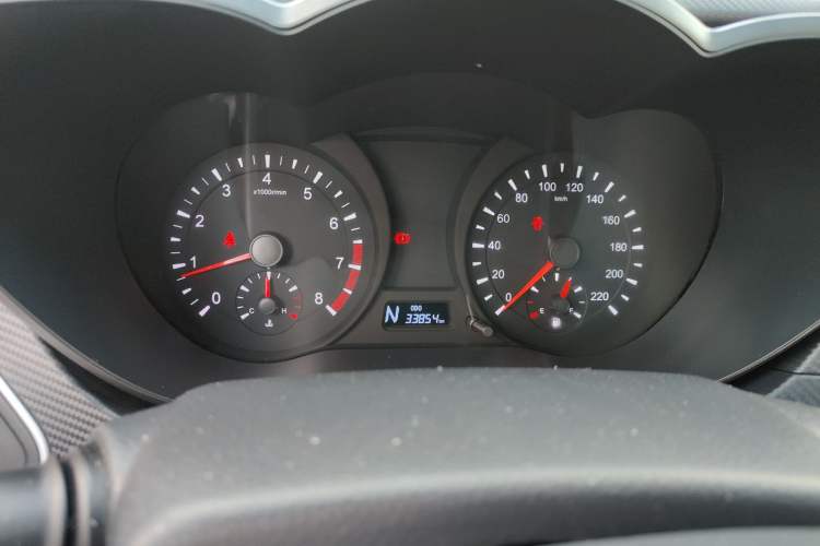 Used Haima Fumei 2014 M5 1.6L Automatic Elite Model Instrument Cluster