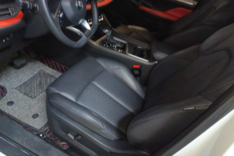 Used CHANGAN CS55PLUS 2021 Blue Whale Edition 1.5T DCT Prestige Model
