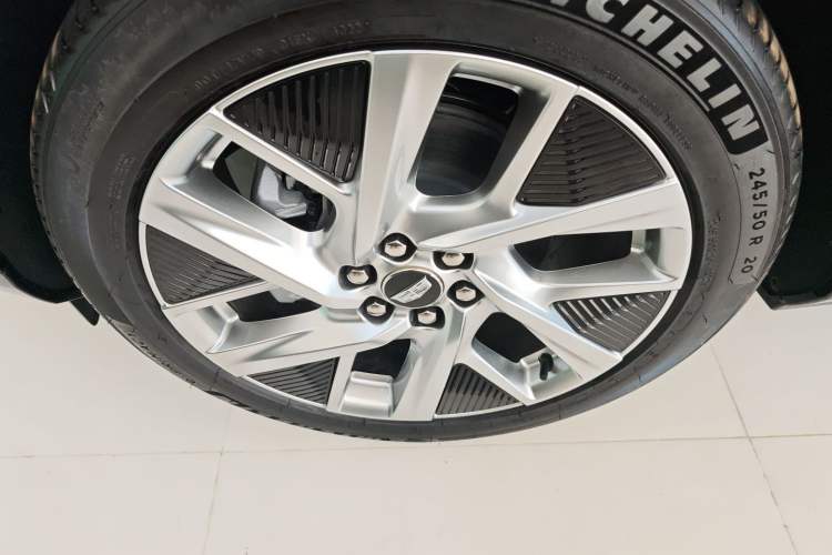 Used Cadillac OPTIQ 2024 Standard Range Version
