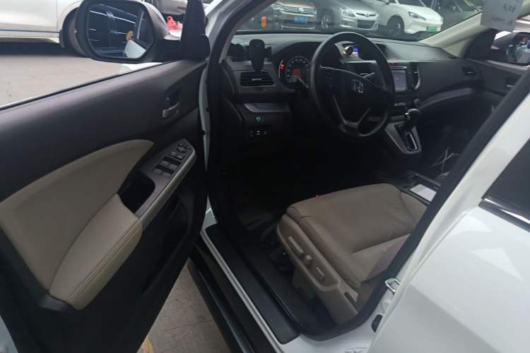 Used Honda CR-V 2013 2.4L two-wheel drive luxury version