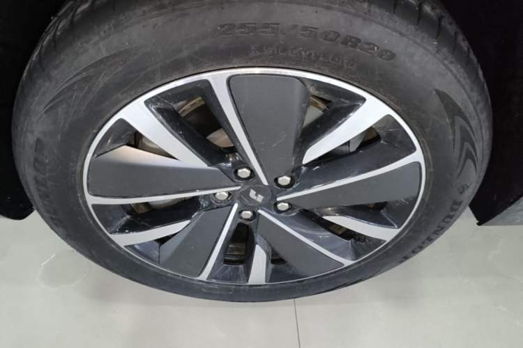 Used Li Auto L6 2025 Pro Smart Refresh Edition
