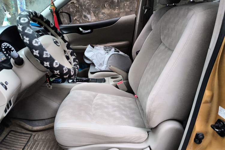 Used Nissan Tiida 2011 1.6L CVT Comfort Model Left Front Seat