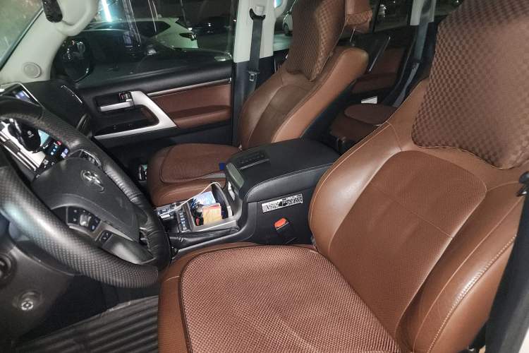 Used Toyota Land Cruiser  Left Front Seat