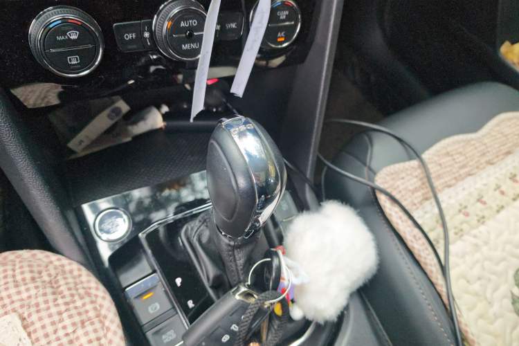 Used Volkswagen Tharu 2019 280TSI Two-Wheel Drive Luxury Edition China V Standard
