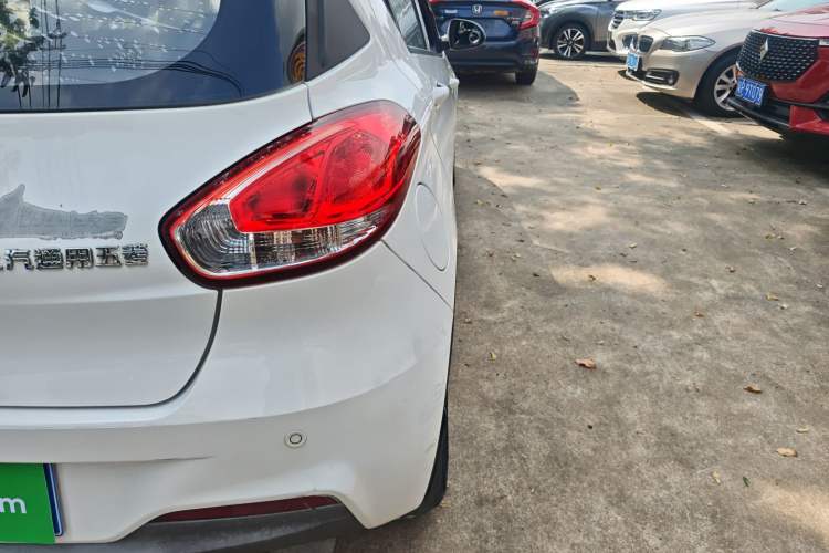 Used Baojun 310 2017 1.5L Automatic Fashion Model
