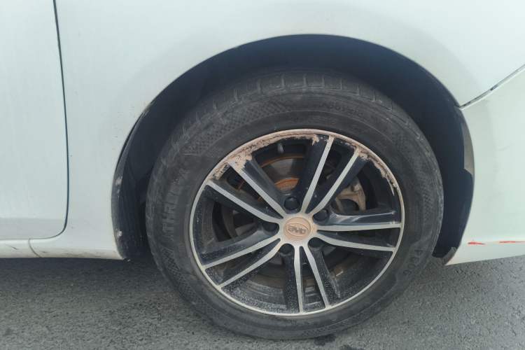 Used BYD Surui 2015 1.5L Automatic Luxury Model
