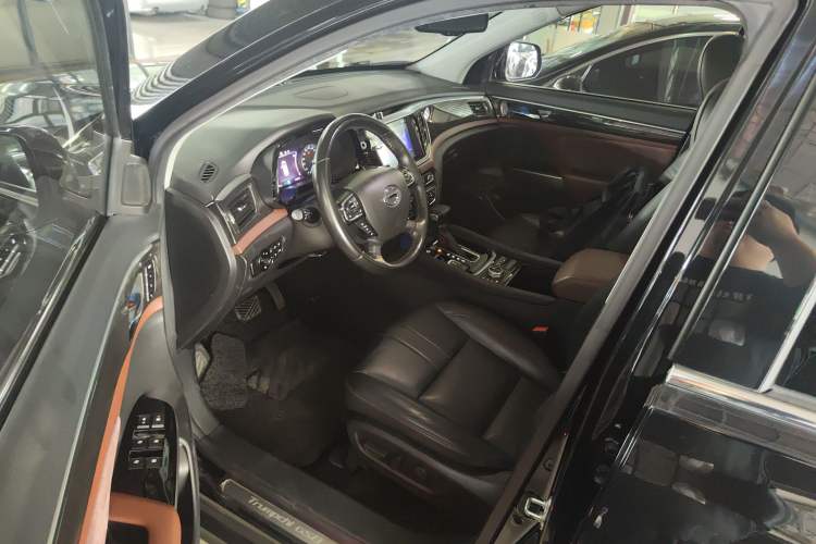 Used GAC Trumpchi GS8 2017 320T Four-Wheel Drive Supreme Edition (7-seater)