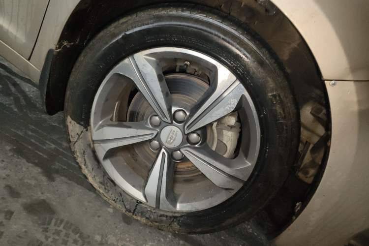 Used Geely Auto Emgrand GL 2018 1.4T Manual Elite Smart Connectivity Version
