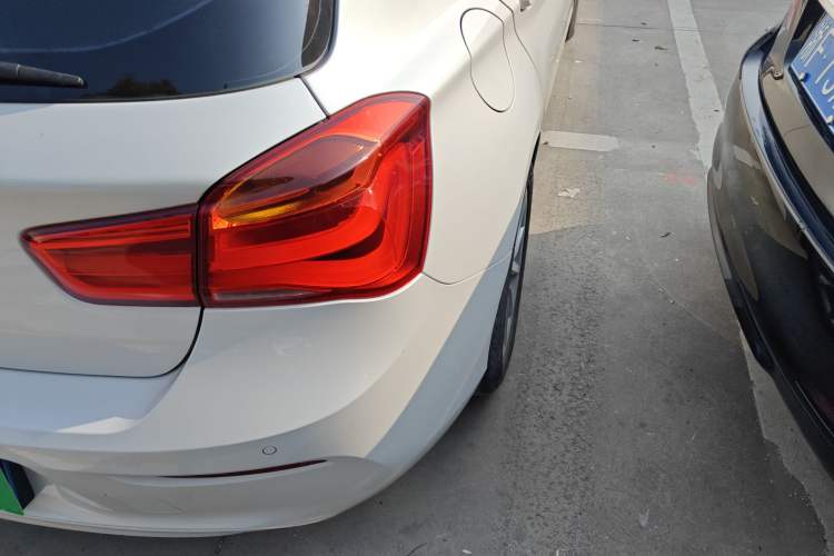 Used BMW 1 Series (Import) 2015 118i Leading Model
