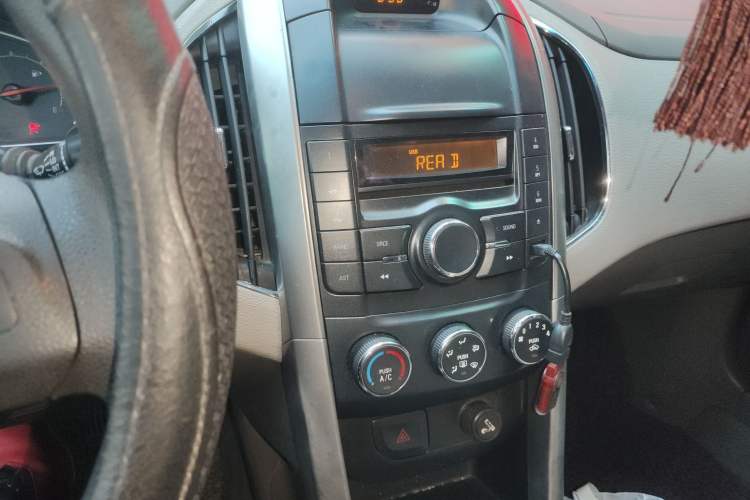 Used Baojun 630 2011 1.5L manual Comfort trim level
