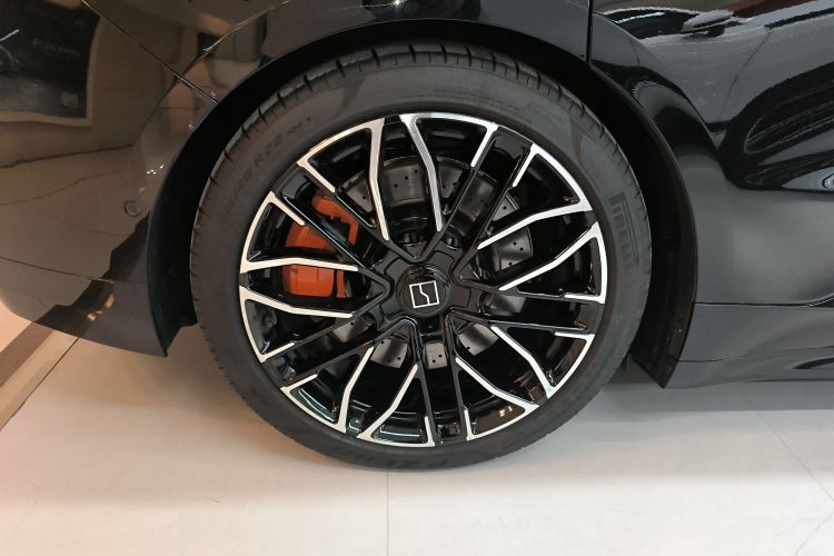 Used Zeekr 001 2025 YOU Edition 100 kWh All-Wheel Drive