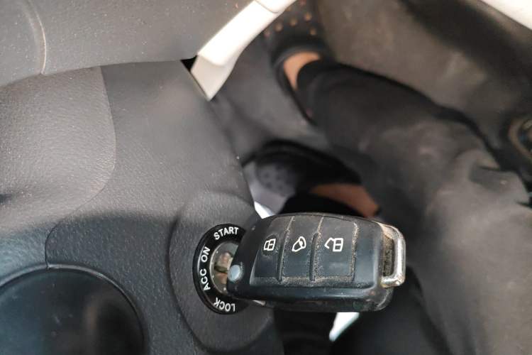 Used JAC Refine M3 2019 PLUS Maker Edition 1.8L Luxury Model Vehicle Key