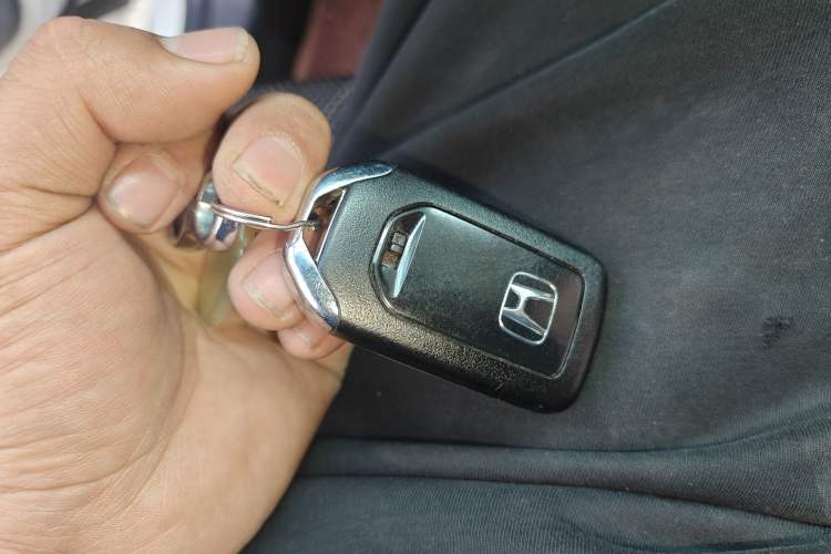 Used Honda XR-V 2017 1.8L EXi CVT Comfort Version
