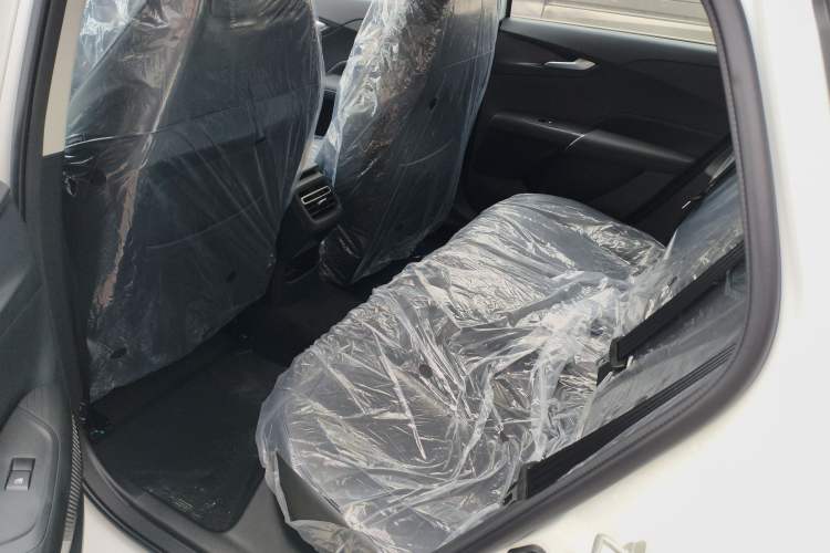 Used CHANGAN Eado 2025 Blue Whale 1.5T 500Bar Prestige Model
