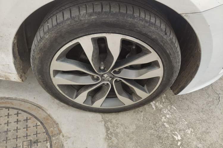 Used Kia K5 2014 2.0L Automatic LUXURY

