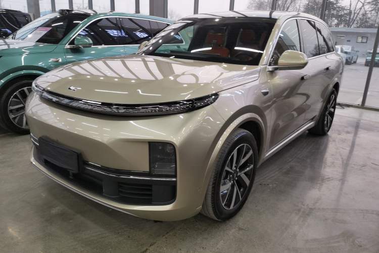 Used Li Auto L8 2023 Pro Model