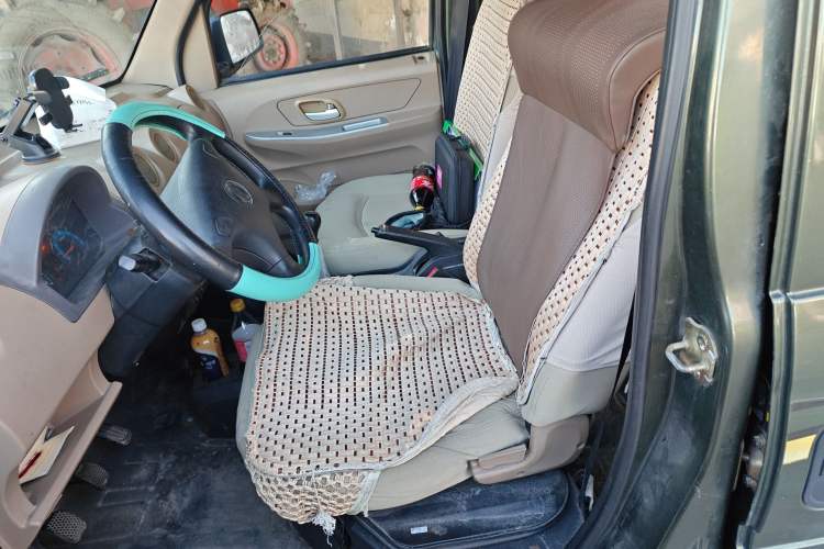 Used Dongfeng Xiaokang V27 2011 1.3L Standard Version BG13-20 Left Front Seat