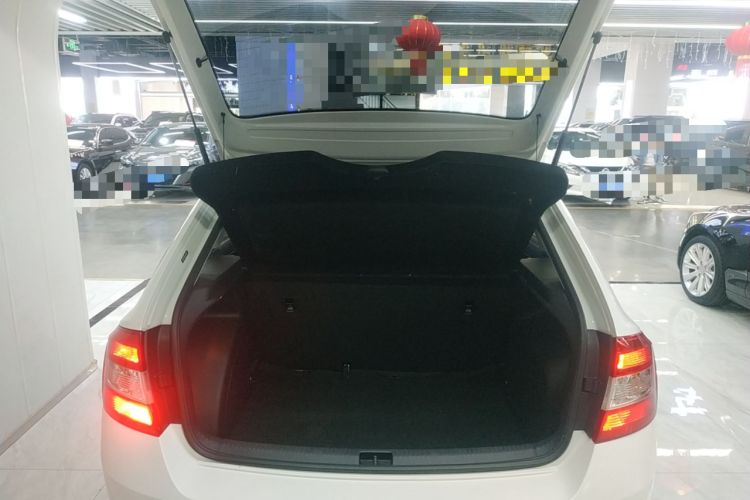 Used Skoda Rapid Spaceback 2018 1.6L Automatic Standard Edition
