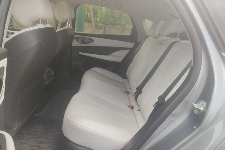 Used BYD Seal 05 DM-i 2025 DM-i Intelligent Drive 120KM Flagship Model Left Rear Seat
