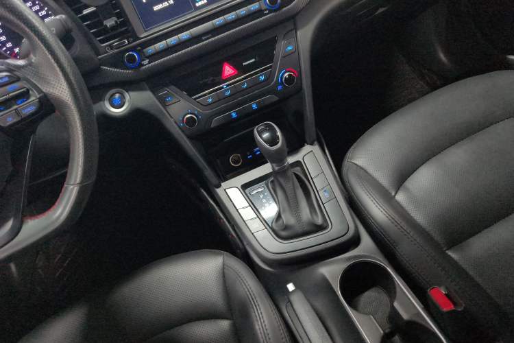 Used Hyundai Elantra (6th Generation / Lingdong) 2018 1.4T Dual-Clutch Xuan Dong · Dynamic Edition