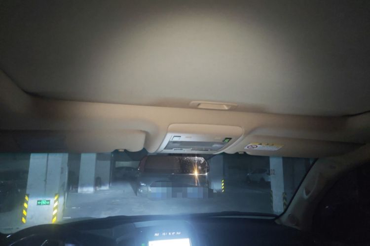 Used Toyota Land Cruiser 2012 4.6L Automatic VX-R Headliner