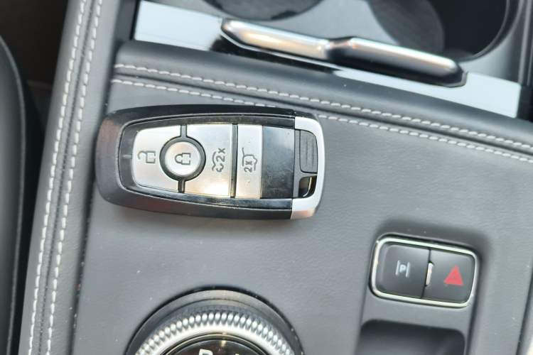 Used Ford Mustang Mach-E 2021 Leap Edition Rear-Drive Version (Standard Range)