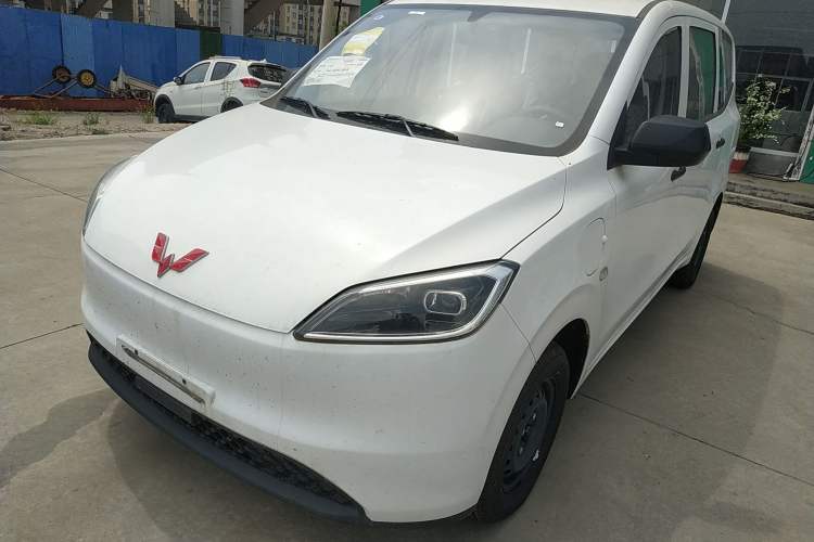 Used Wuling Hongguang New Energy 2024 All-Electric Model 300KM Standard Version