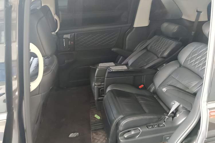 Used Honda Elysion 2019 2.0L Hybrid Luxury Edition Left Rear Seat