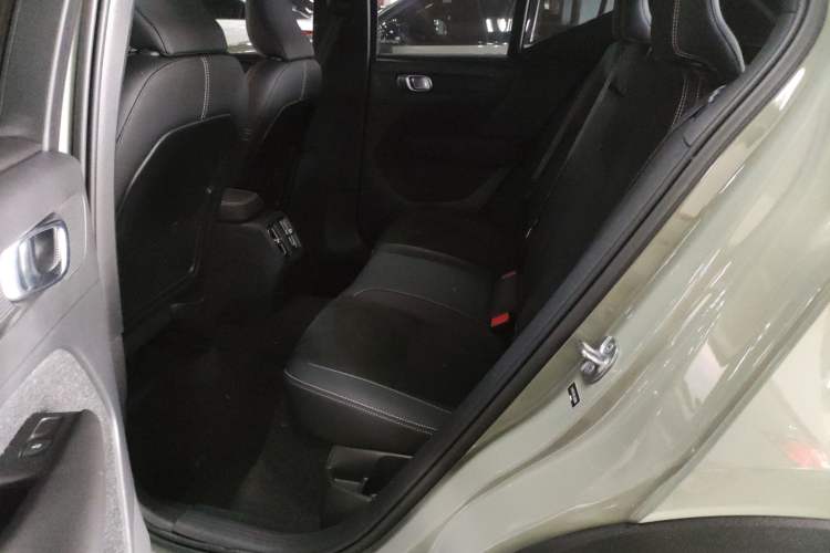 Used Volvo XC40 New Energy 2023 Long-Range Version
