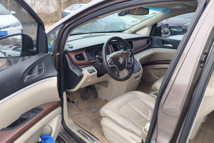Used Buick GL8 2017 25S Prestige Version China V Standard Driver Seat