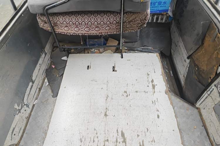 Used Jinbei Hiace 2011 2.0L Sixth-Generation Classic Standard 4G20D4B