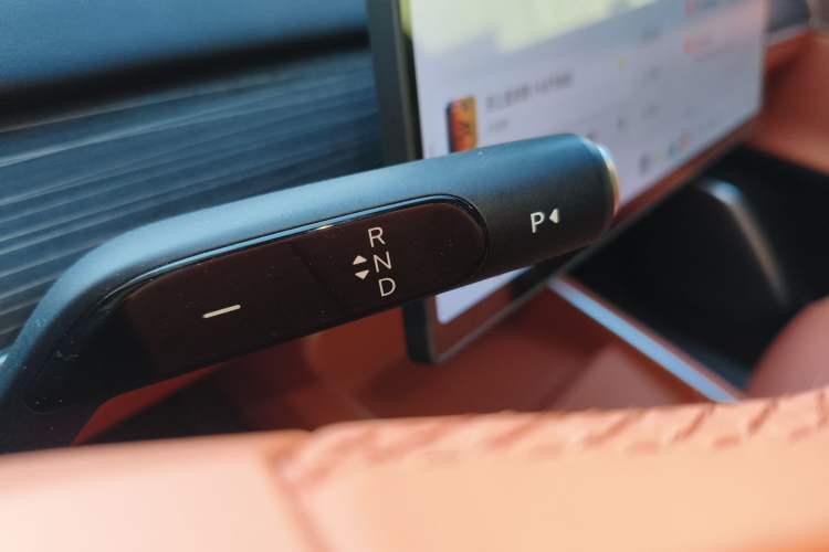 Used ONVO L60 2024 60 kWh Rear-Drive Version
