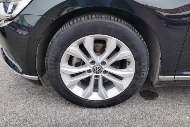 Used Volkswagen Magotan 2018 Facelift 330TSI DSG Luxury Model