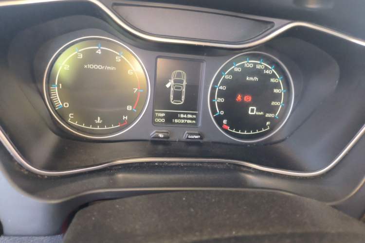 Used Geely Auto Vision X6 2016 1.8L Manual Luxury Model Odometer Close Up